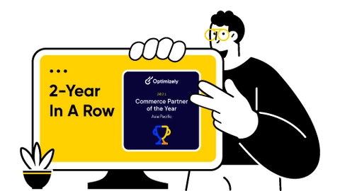 Person holding a screen showing Optimizely 2021 Commerce Partner of the Year award for Asia Pacific