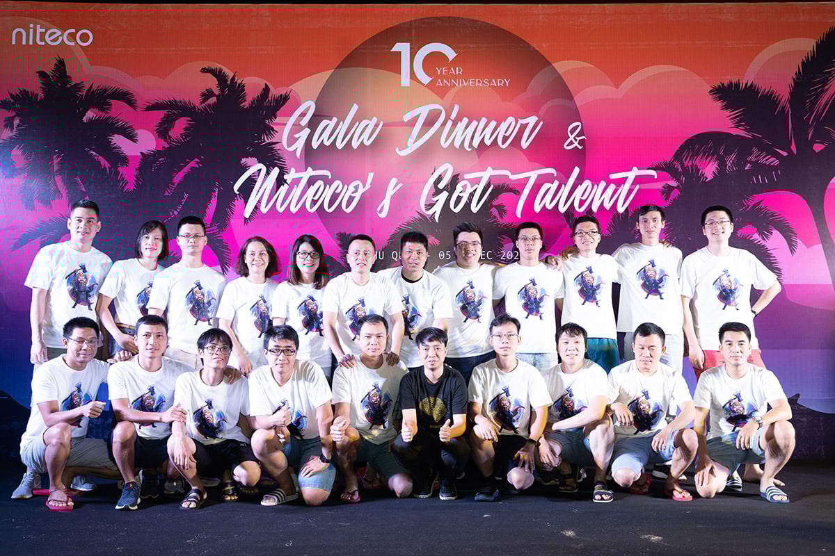 gala-dinner(1200x800).jpg